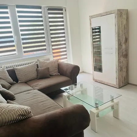 Horizont-szilvas * Komló